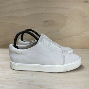 Vince Womens Round Toe Low Top Comfort Cream White Slip On Shoes Size 7